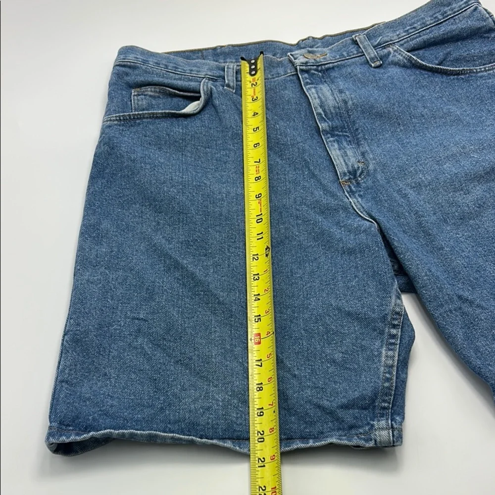 Wrangler Originals Men's Blue Jean Shorts 38 Waist Relaxed Fit Denim Button Zip